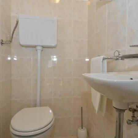 Rafaela Apartment Vrsi